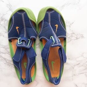 GUC Nike Sunray kids water shoes 13c blue green Velcro